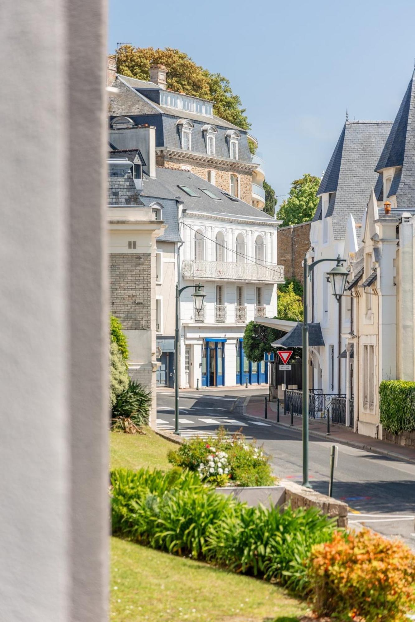 Sunshine - Appartement 2Pers - Terrasse Vue Mer - Dinard Ngoại thất bức ảnh